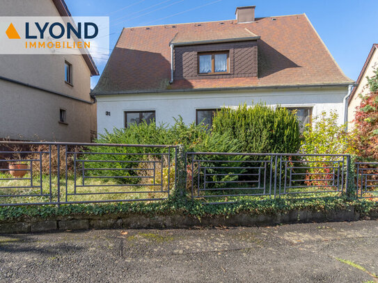 Einfamilienhaus mit großem Garten in ruhiger Lage