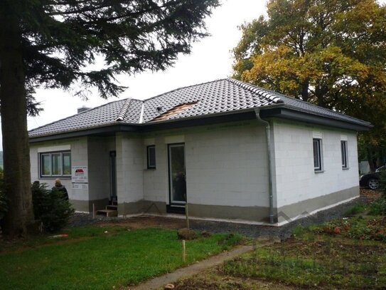 Wahre Größe im Kleinformat Bungalow mit Keller in Schwabach