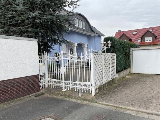 Außergewöhnliche, großzügige 2 Z - DG.Wohnung in Rodgau-Weiskirchen zu vermieten !