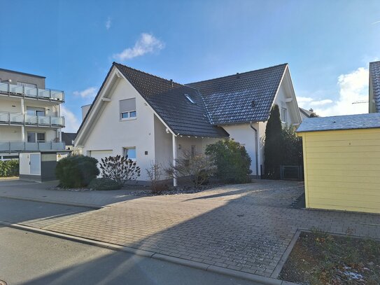 Top Einfamilienhaus (freistehend) in Usingen