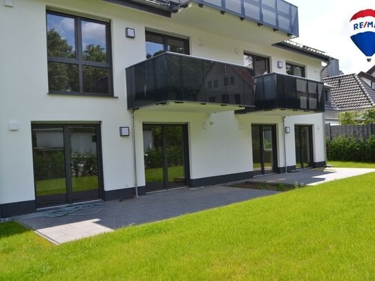 Herzlich willkommen in Oberberg-Bad Salzuflen! Exklusive 3-Zimmer-Wohnung mit Terrasse und Tageslichtbad in modernem 5-…