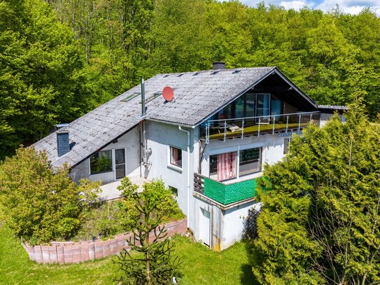 *Naturnahe Waldrandlage* Großzügiges Einfamilienhaus in beliebter Lage von Laubach-Gonterskirchen