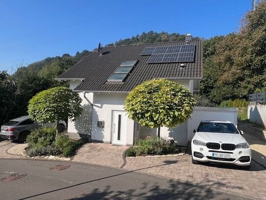 Neuwertiges Einfamilienhaus in bester Höhenlage von Saarburg