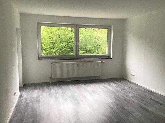 Moderne 2-Zimmer-Wohnung mit Balkon kurzfristig verfügbar