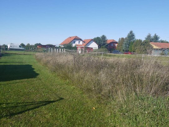 Halle (Saale) nördlich: 580 qm Baugrundstück für Einfamilienhaus-Neubau