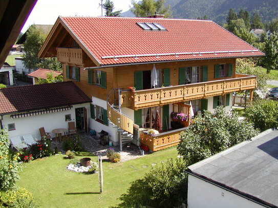 Möbiliertes Appartement 2 1/2 Zimmer in Landhaus