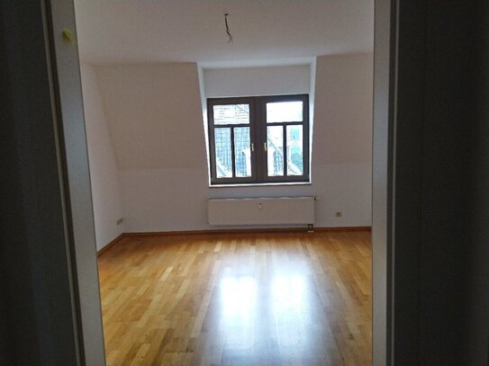 2 - Raumwohnung mit Balkon in Dresden - Plauen