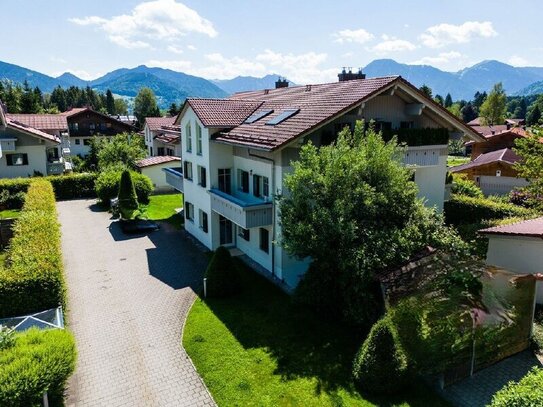 Alpenzauber! 3-Zi.-Dachgeschosswohnung zum Verlieben!