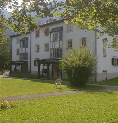 Gemütliche 2 Zi.-Wohnung mit Balkon, Bad Reichenhall