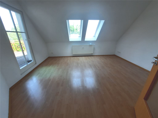 Dachgeschosswohnung mit Balkon