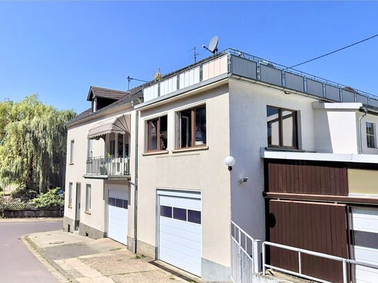 Großes EFH/MFH mit Dachterrasse, Garten und Blick ins Grüne, unweit vom Panoramaweg