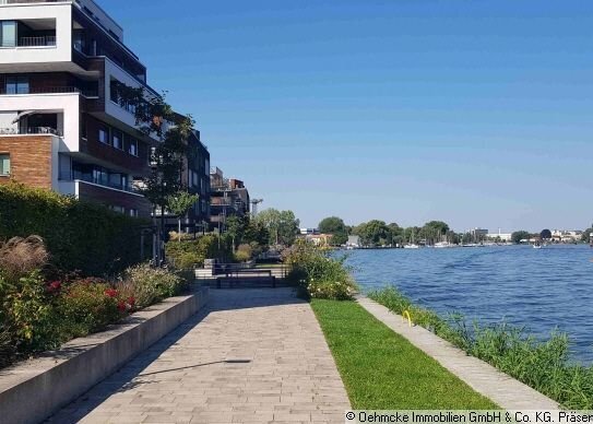 Wunderschöne 4 Zimmer Wohnung mit Wasserblick - Erstbezug