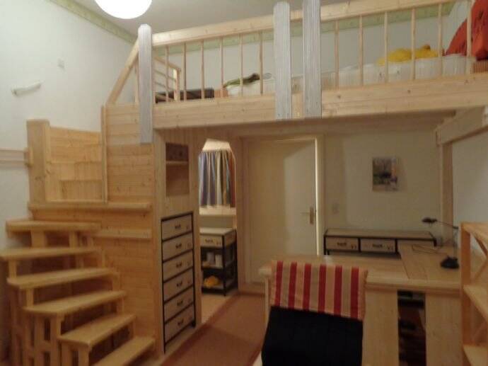 Steglitz Möbl. 2-Zi.-Whg. ab 1.8.26 (Inklusivmiete 1000 €)900 € - Photo 1