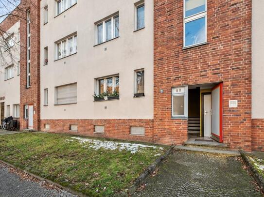 helle, sanierte 2,5-Zimmer-Wohnung mit Balkon