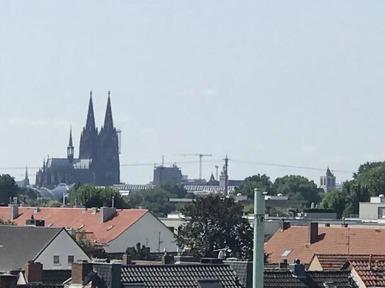 Best Place: Helles Apartment mit Domblick in Rheinnähe