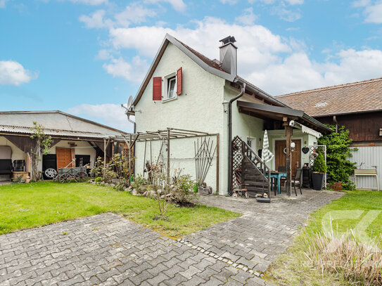 Charmantes Einfamilienhaus mit Ausbaupotenzial in ruhiger Lage von Luhe-Wildenau