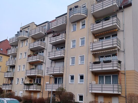 Perfekte 3-Raumwohnung im EG mit Balkon