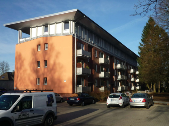 3-Zimmer Wohnung mit weitläufiger Terrasse, Hamburg- Niendorf