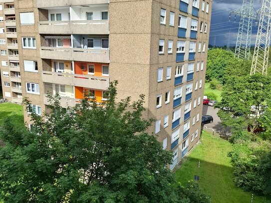 Gepflegte 3-Zimmer-Wohnung im 5. Obergeschoss mit Balkon