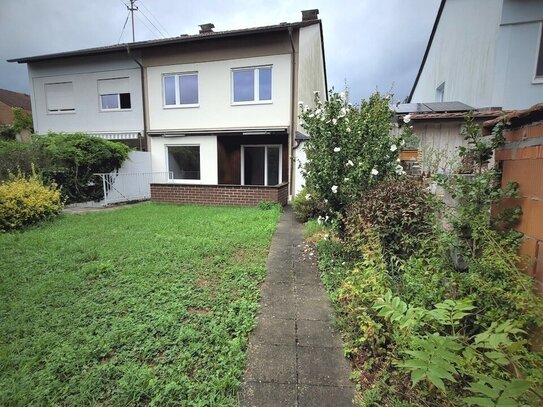 Begehrte Lage++ Große Doppelhaushälfte mit viel Ausbau-Potenzial, Garage, Carport, - Rheinfelden-Warmbach