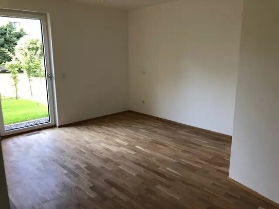 Hochwertige 2-Zi. EG Wohnung mit Terrasse