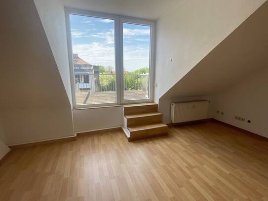 Gemütliche Maisonettewohnung mit eigener Dachterrasse und Stellplatz