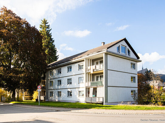 Mehrfamilienhaus mit 8 Wohneinheiten zu verkaufen I Insgesamt circa 613 qm Wohnfläche