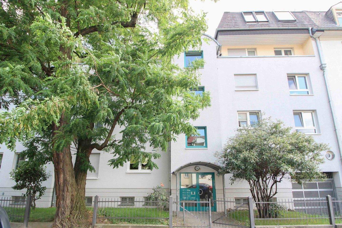 Grünes Wohnen: Erdgeschosswohnung mit Terrasse