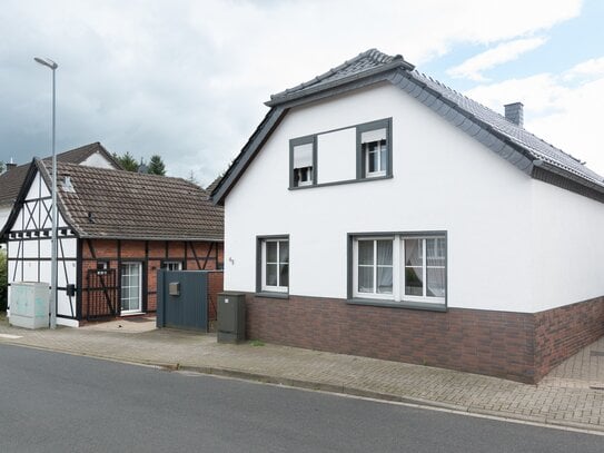 Ihr gemütliches Eigenheim! Einfamilienhaus in ruhiger Lage zu Verkaufen!