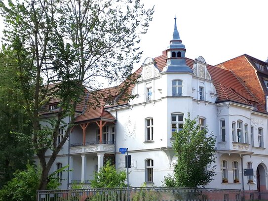 Villa Martha - denkmalgeschütztes Mehrfamilienhaus in Brandenburg zu verkaufen