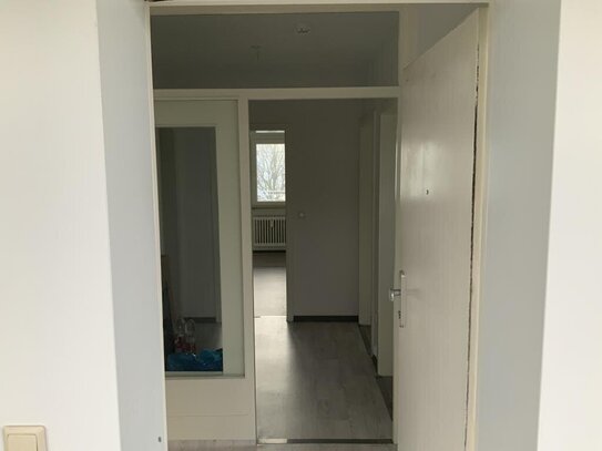 Bezugsfertige 2-Raum-Wohnung mit neuem Bad und Balkon in Iserlohn zu vermieten!