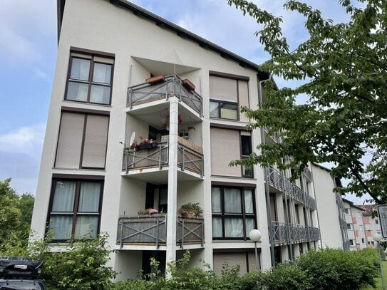 Ideal für Studierende: Kleine, aber feine 1 Zimmer-Wohnung mit Balkon in idealer Lage zu den Unikliniken, Grenzborn 8...