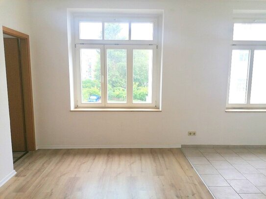 !! 2-Zimmer-Wohnung mit Fußbodenheizung in ruhiger Nebenstraße !!