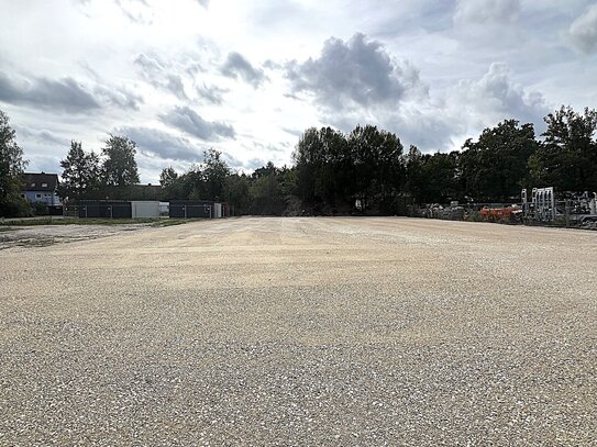 Gewerbefreifläche ca. 936 m² in Feucht am Bahnhof – ideal für Baugewerbe, Lagerung, Container & LKW-Fuhrpark