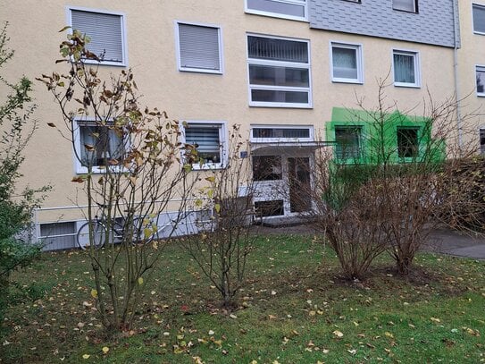 Schöne 3 Zimmer-Wohnung mit großem Garten, Unterhaunstadt