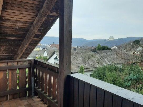 Charmante DG Wohnung mit grandiosem Ausblick!