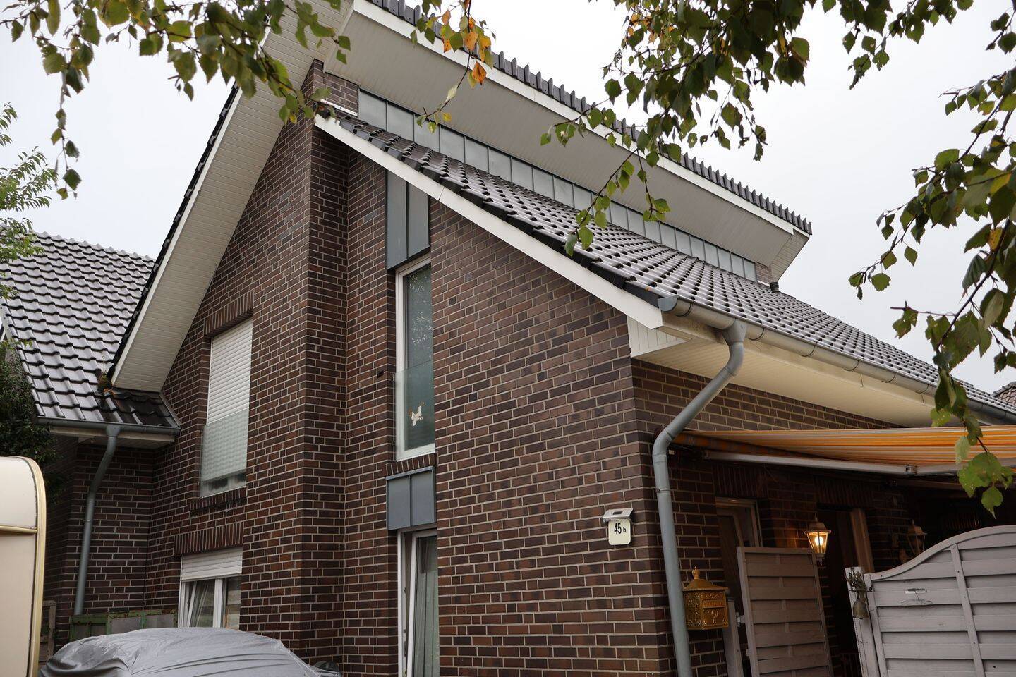 Real Estate Title Image Background