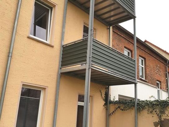 gemütliche 2-Zi-Wohnung, mit Balkon in ruhiger Stadtlage Merseburgs zu vermieten