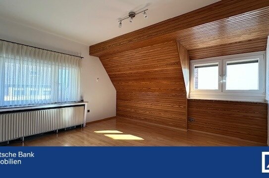 Gemütliche DG-Wohnung plus Dachboden im gepflegtem 2-Familienhaus in Essen-Fischlaken