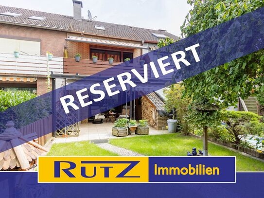 Delmenhorst-Deichhorst | Geräumiges Reihenmittelhaus mit schönem Garten, Balkon und Garage