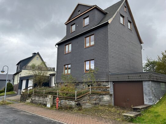 1 - 2 Familienhaus mit tollem Ausblick in Glasbläserstadt Lauscha