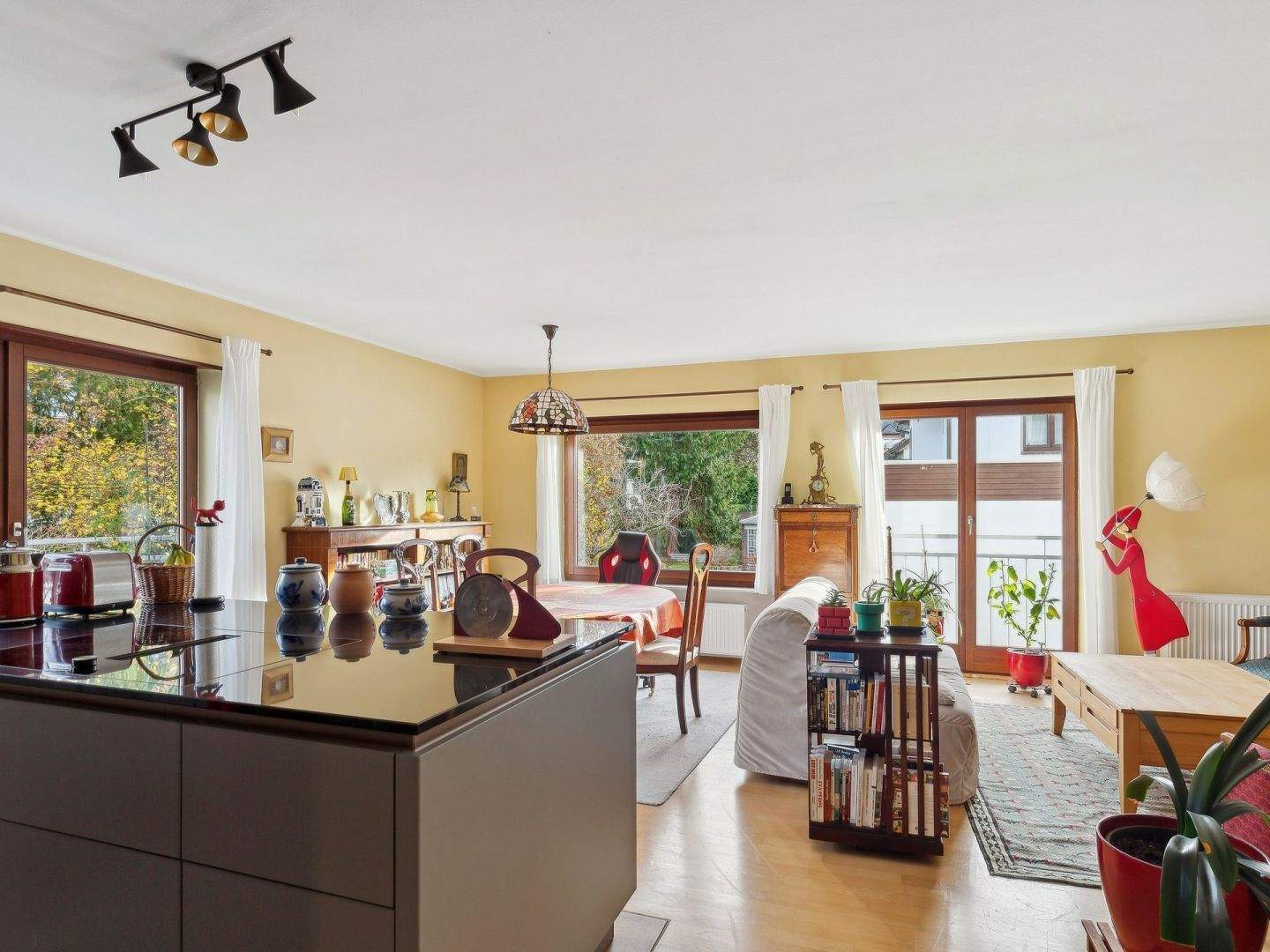 Charmante 3-Zimmer-Wohnung mit Balkon in begehrter Lage von Sachsenhausen