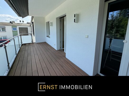 Exklusive 3 Zimmerwohnung über 93,1qm, hochwertig saniert + Terrasse + Garage + Einbauküche + Tageslichtbad in Erkrath-…