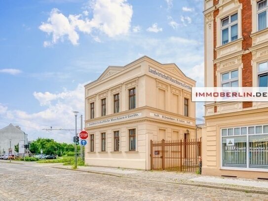 IMMOBERLIN. DE - Energieeffiziente Altbauarchitektur mit Dachterrasse & Garage in exzellentem Zustand & angenehmer Stad…