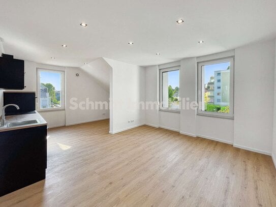 Erstbezug - 3-Zimmer-Altbauwohnung mit EBK & Balkon in Bad Homburg