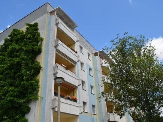 Helle, freundliche 3-Zimmerwohnung mit Balkon !