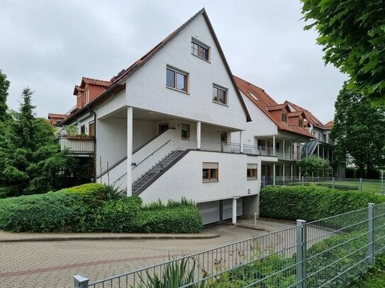 Traumhafte 3-Zimmer-Wohnung mit Balkon und 2 Tiefgaragenstellplätzen in Rothenstein Ölknitz - zwisch