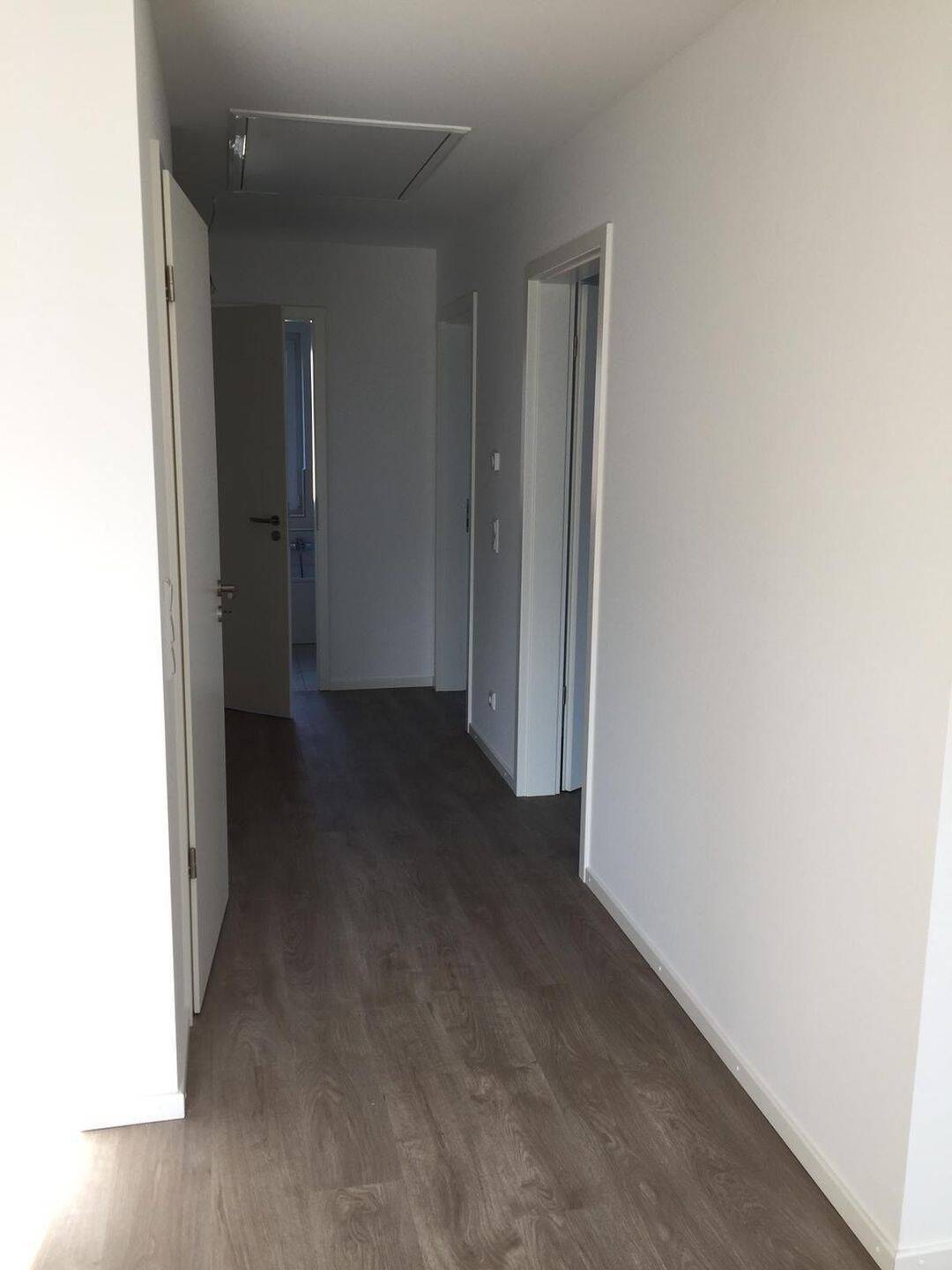 Dachgeschosswohnung mit Balkon - Photo 1