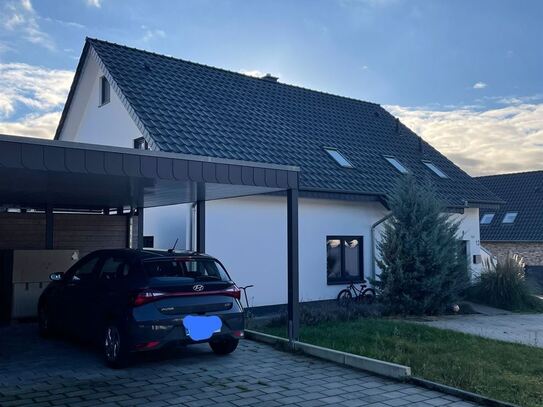 Zweifamilienhaus in ruhiger familienfreundlicher Lage