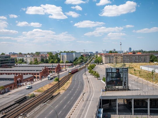 ***Schickes Office mit großzügigem Schnitt am Bhf Landsberger Allee***